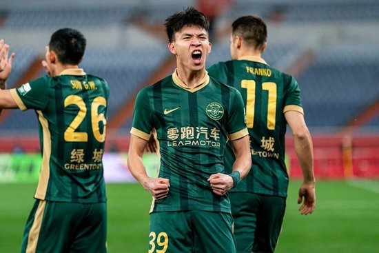 了解正是因为如此才会有那么多的人喜欢这个游戏。
